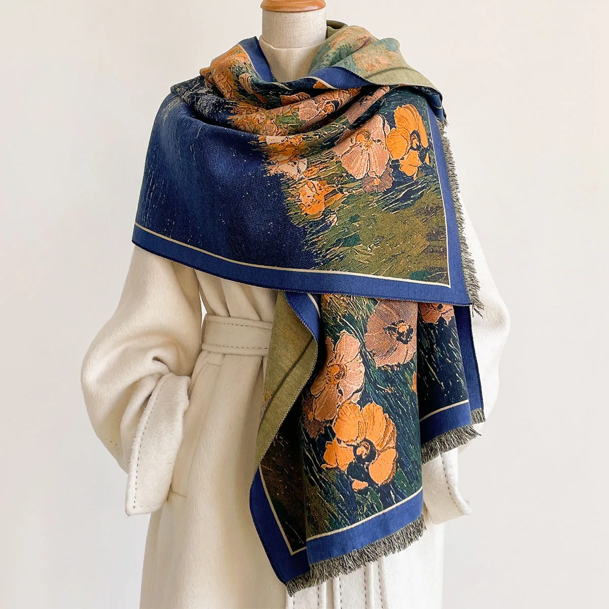 Pashmina Wrap Large - 女性用、カシミヤ風素材のフリンジ付き厚手の暖かいショール。リバーシブルで、冬に使えるパシュミナ風の大きなブランケットとしても使える。