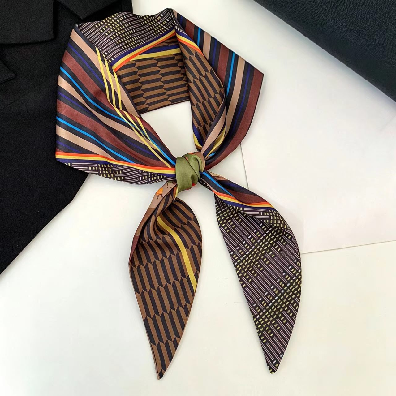 高級プリントロングヘアリボンベベルシルクスカーフ女性ネクタイ - Face Scarf Mask のレビューと価格