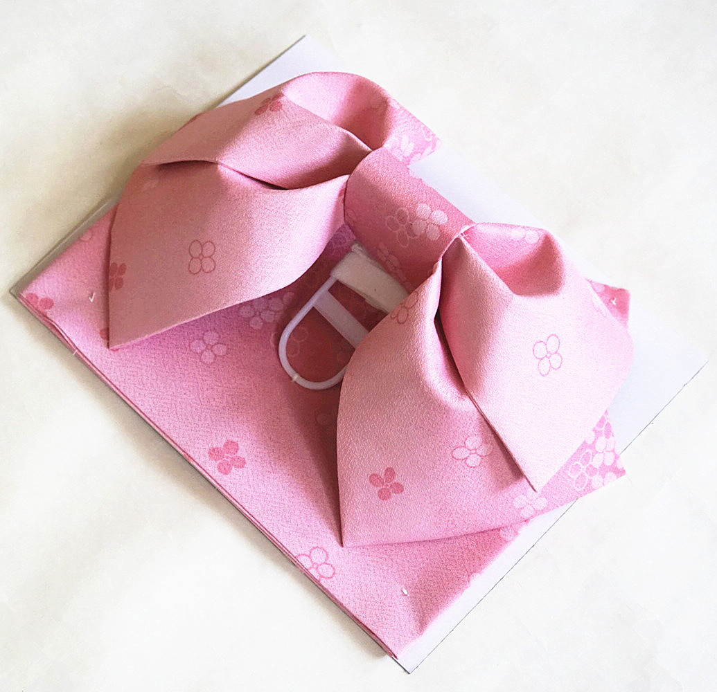 日本の女性向け、多色使いの花柄帯。伝統的な着物や浴衣に合わせ - Bow Tie Pre Tied のレビューと価格