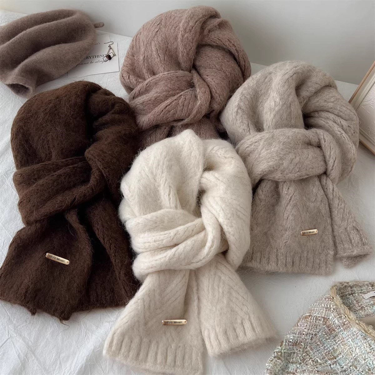 高品質ウールスカーフ、レディース・メンズ、冬の新作、ウール混 - Muffler Men Wool のレビューと価格