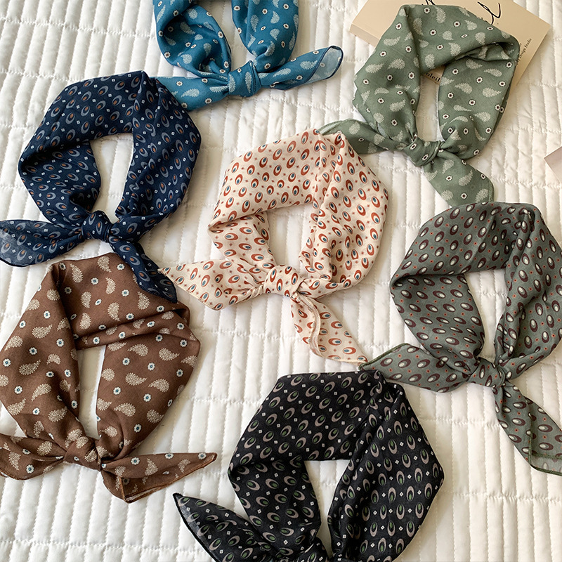 綿のような感触の女性用ヘッドスカーフ、正方形のスカーフ、ヘッ - Bandana Cotton のレビューと価格